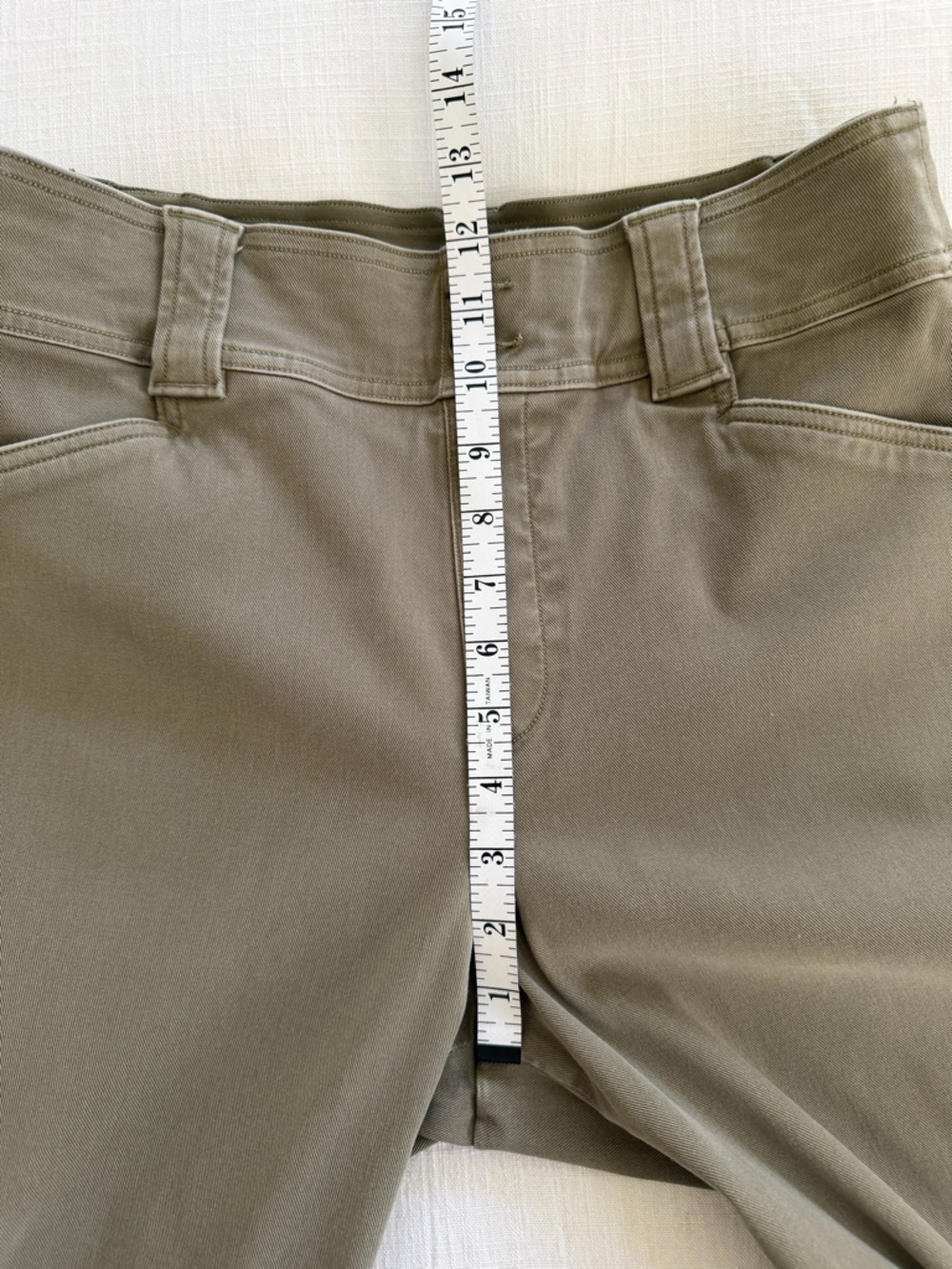 Spanx Stretch Twill Cargo Pants in Olive Size Medium - Picture 14 of 14